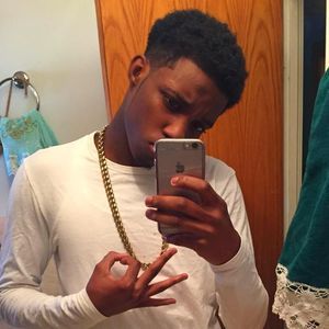 Meet your Posher, Aaron